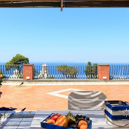 Aquamarine Relaxing Capri Suites Ngoại thất bức ảnh