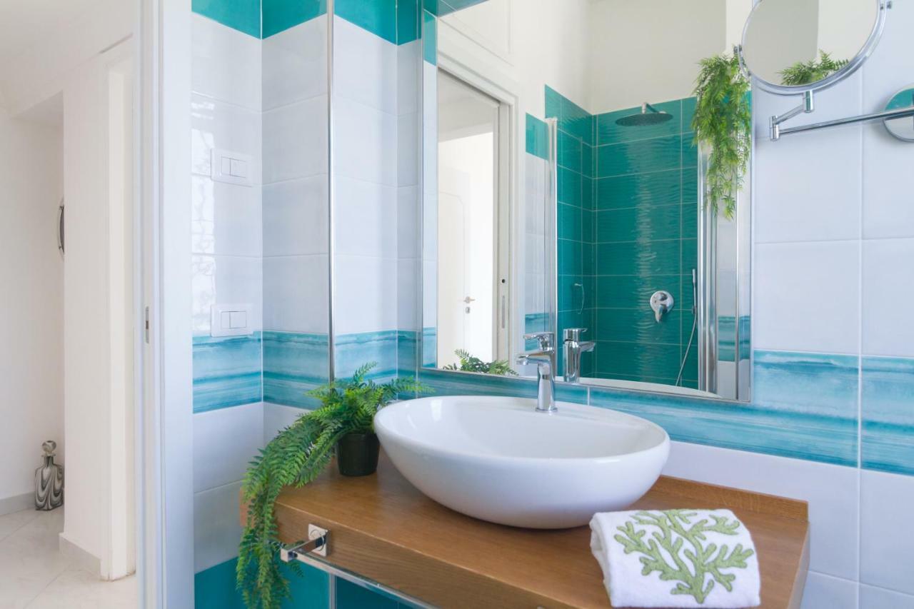 Aquamarine Relaxing Capri Suites Ngoại thất bức ảnh