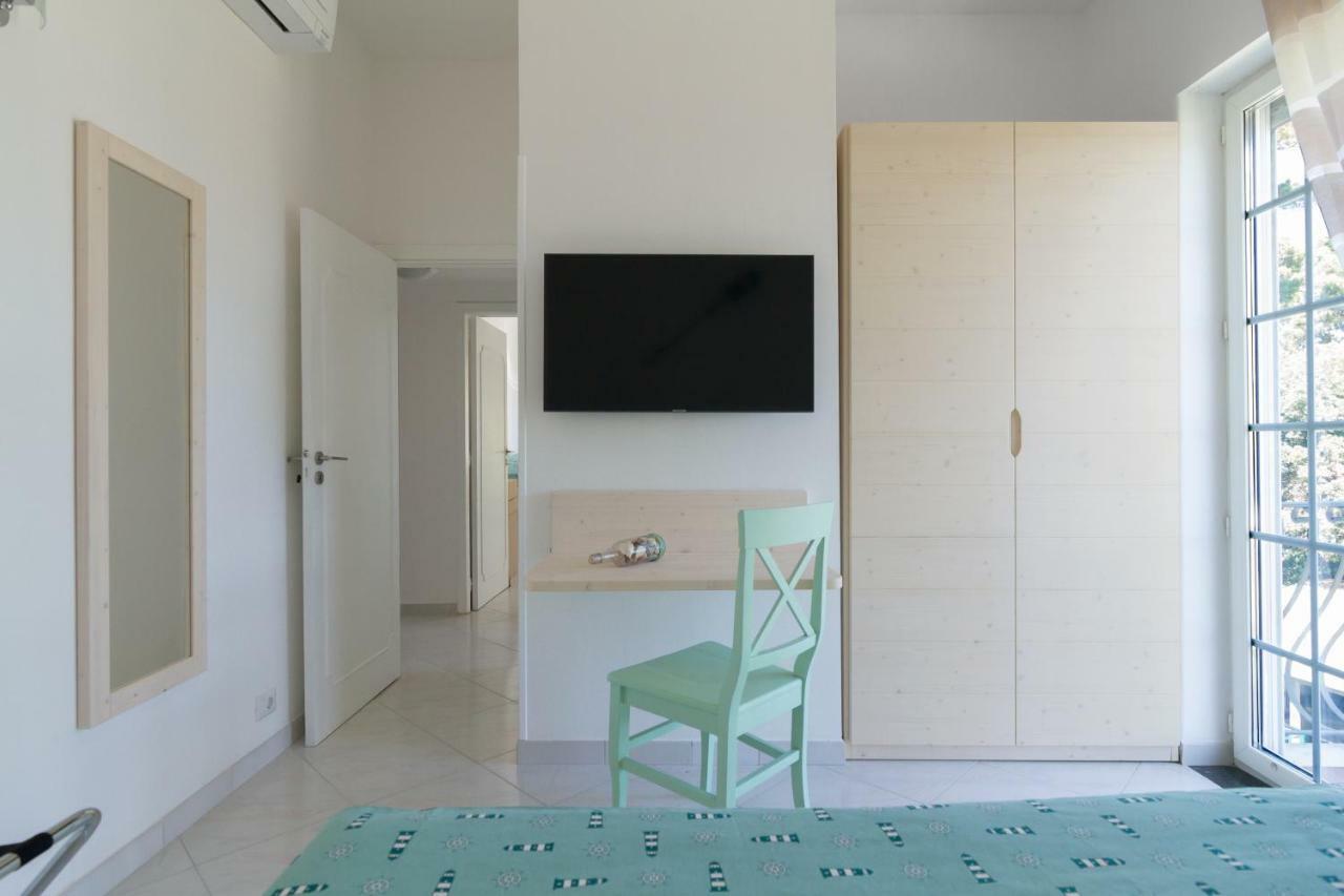Aquamarine Relaxing Capri Suites Ngoại thất bức ảnh